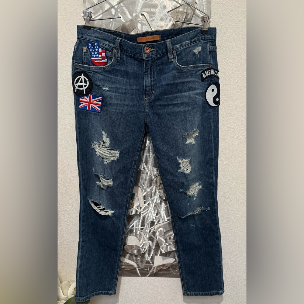Joe's Collector’s Edition- The Billie Ankle- Boyfriend Slim Ankle Jean + Patches